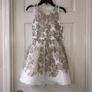NWT Cream w/Floral emb. party dress